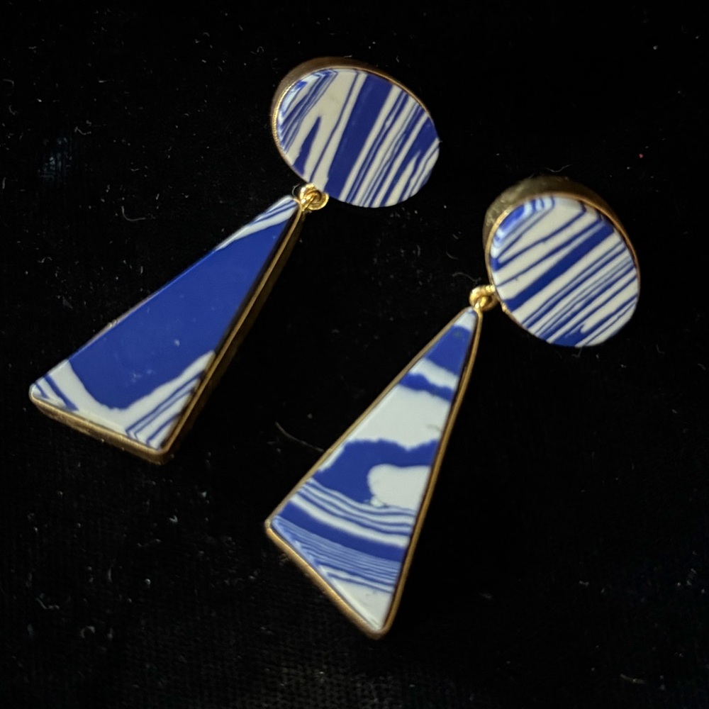 Blue and White Patterned Triangle Gold Border Dangling Statement Post Earrings - Picture 6 of 16